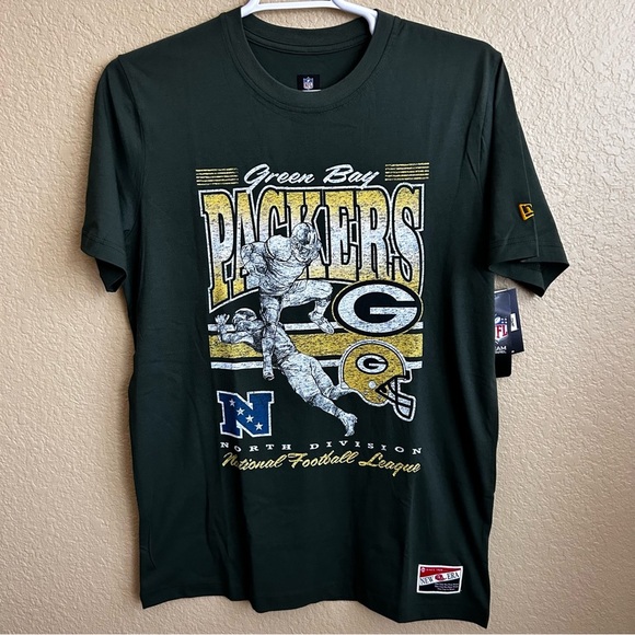 NFL Team Apparel Green Bay Packers Short Sleeve Crewneck Tee - Picture 1 of 8
